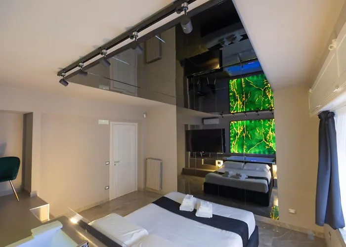 Maximum Exclusive Suite & Spa